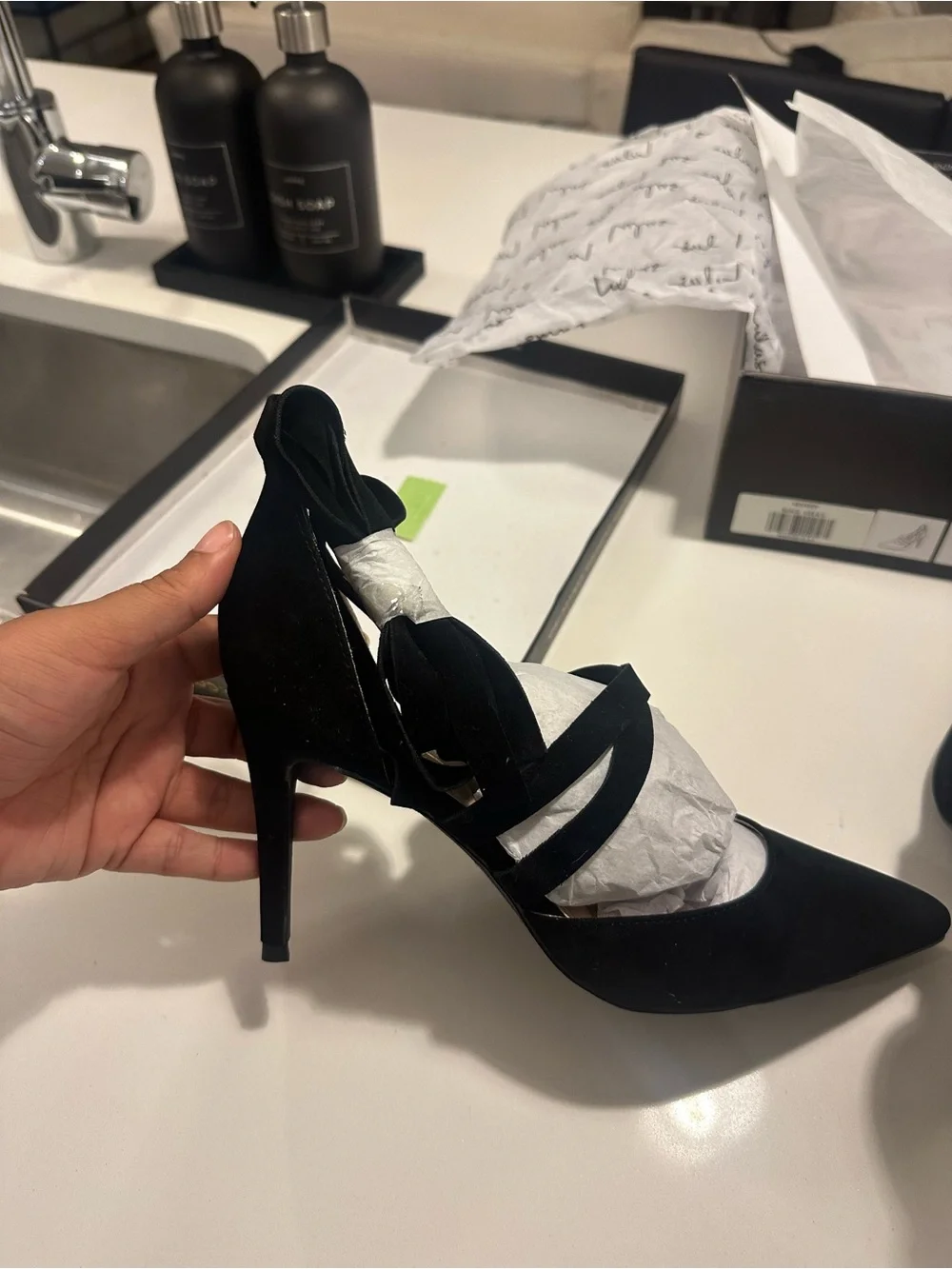 🆕 Lulu's Black Pointed-Toe Lace-Up Heels